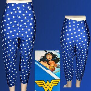 DC Comics +4 Blue Stretch Waist Wonder Woman Star Liquid Knit Crop Leggings